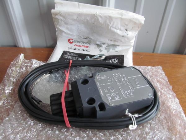 Grove 9333102230 Anti Two Block Switch